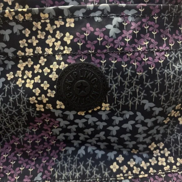 Kipling Ciro Crossbody Bag Navy Blue With Floral Pattern 8 X 9" - Picture 3 of 13